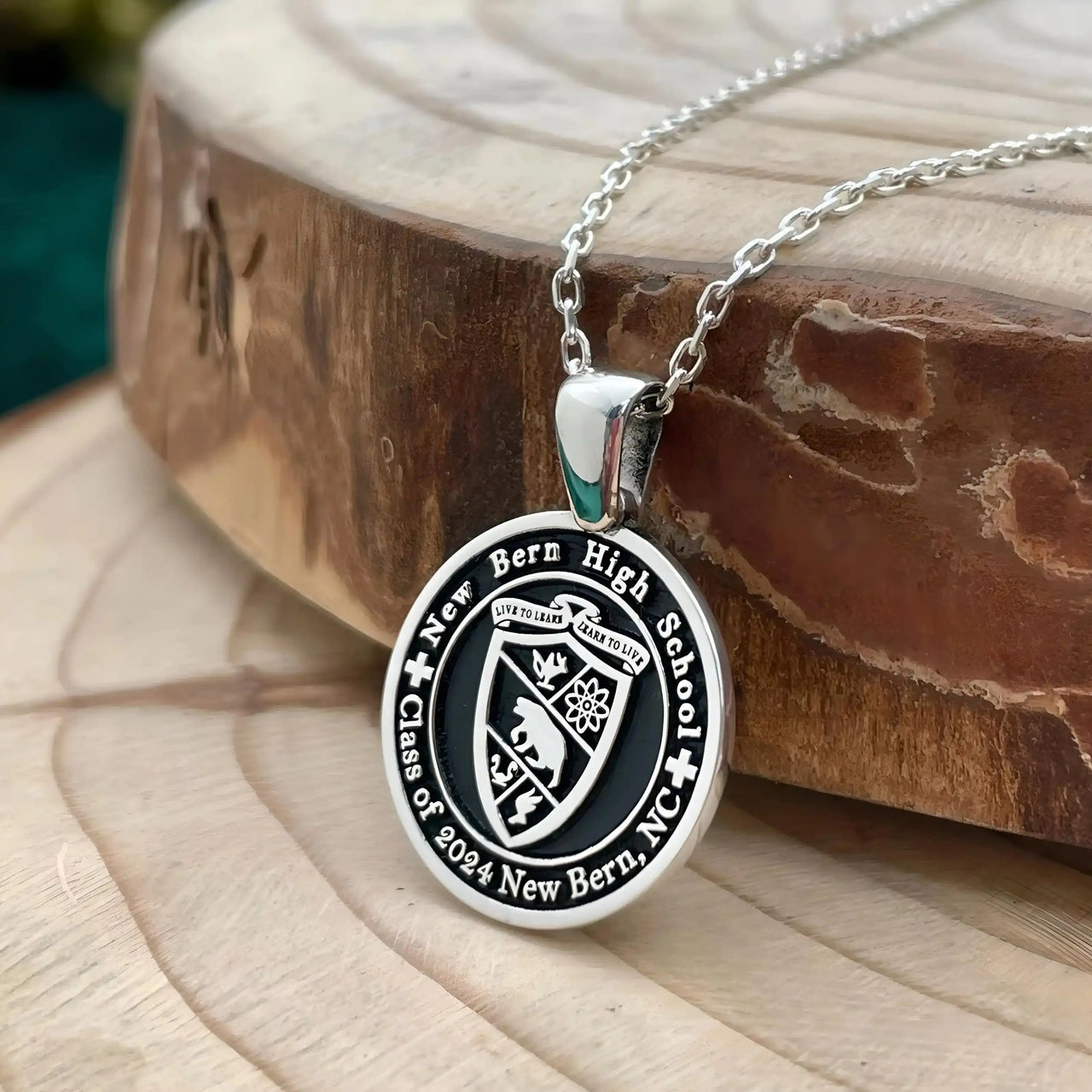 Design Your Own Custom Engraved Pendant Necklace